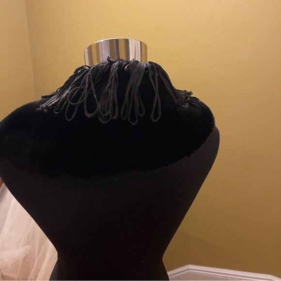 Faux fur collar - Picture 7 of 7